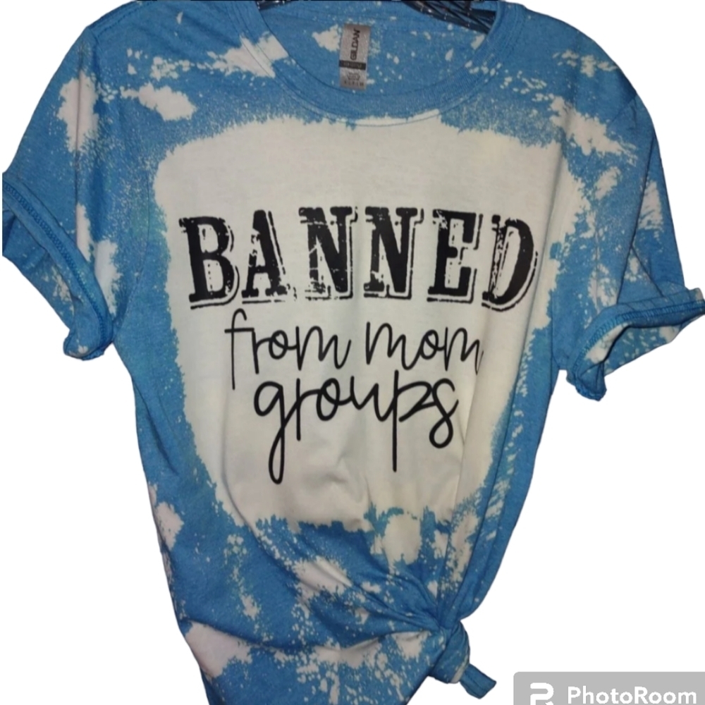 Graphic Design T-shirt Short Sleeve Gildan Softstyle Size Small